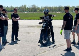 Martin Goeres with his team on 