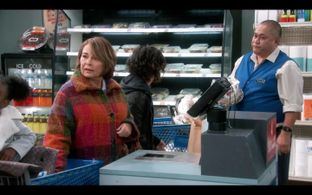 Brent Pope with Roseanne Barr and Sara Gilbert in Roseanne, Episode 1.5, Darlene v. David