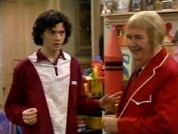 Christopher Daniel Barnes and Robert Keeshan in Day by Day (1988)