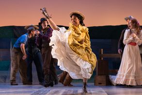 Shanel Bailey as Aggie in Oklahoma - The Glimmerglass Festival 2017