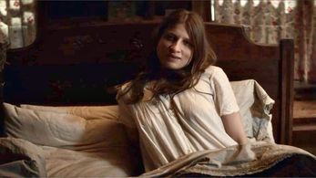 Laura Baranik in Future Man