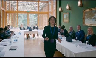 Luke Roberts, Brandon Jay McLaren, and Mirjam Novak in Ransom (2017)