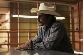 Alberto Guerra in Narcos: Mexico: La Voz (2021)