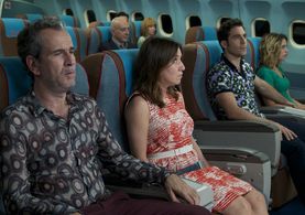 Cecilia Roth, Lola Dueñas, Guillermo Toledo, José Luis Torrijo, Miguel Ángel Silvestre, and Laya Martí in I'm So Excited