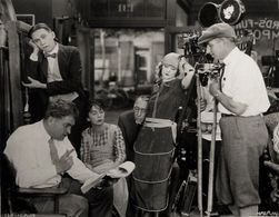 John Arnold, Edward F. Cline, Viola Dana, Gale Henry, Tully Marshall, and Victor Potel in Along Came Ruth (1924)