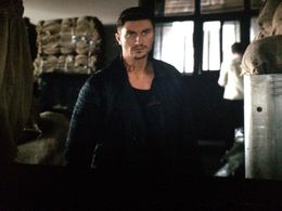 Chris Hayes in Divergent (2014)