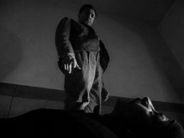 Farokh Ghafari and Khosro Sahami in Night of the Hunchback (1965)