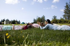 Jada Morrison and Savanah Wiltfong in Dear Lemon Lima (2009)