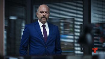 Carlos Acosta-Milian in 100 días para enamorarnos (2020)