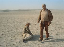 Evgeniy Leonov and Yuriy Yakovlev in Kin-dza-dza! (1986)