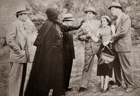 Jane Adams, John Doucette, Eddie Parker, Leonard Penn, and House Peters Jr. in Batman and Robin (1949)