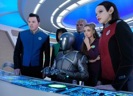 Penny Johnson Jerald, Seth MacFarlane, Peter Macon, Mark Jackson, Halston Sage, and Giorgia Whigham in The Orville (2017