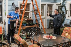 Kevin James and Andy Ridings in Kevin Can Wait (2016)