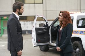 Luke Roberts and Sarah Greene in Ransom (2017)