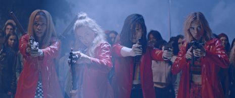 Odessa Young, Suki Waterhouse, Hari Nef, and Abra in Assassination Nation (2018)