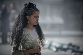 Jordan Loughran in Emerald City (2016)