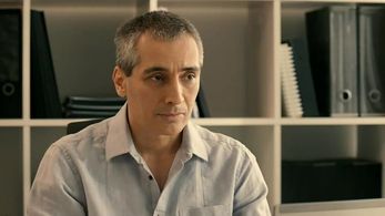 Batur Belirdi in Senin Hikayen (2013)