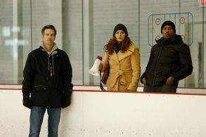 Tim Bohn, Debra Messing, Laz Alonso