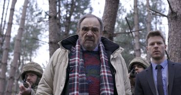 John Rhys-Davies and Tristam Summers in Aux (2018)