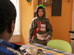 Clive Rowe and Jack Edwards in The Story of Tracy Beaker (2002)