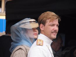Martins Kalita and Viktoriya Solovyova in Sunstroke (2014)