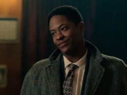 Tomiwa Edun in The Hour (2011)