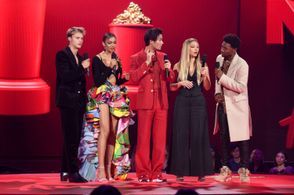 Kevin Mazur, Madelyn Cline, J.D., Madison Bailey, Chase Stokes, and Rudy Pankow at an event for 2021 MTV Movie & TV Awar