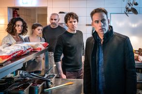 Marco Girnth, Steffen Schroeder, Billey Demirtas, Maike Jüttendonk, and Katia Fellin in Leipzig Homicide (2001)