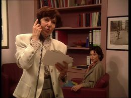 Manouk van der Meulen and Simone Rooskens in Vrouwenvleugel (1993)