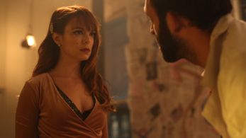 Emily Yetter and Dakota Loesch in Why I Want to F*** Ronald Reagan