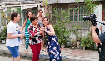 Gladys Reyes, Aiko Melendez, Eugene Domingo, Antonette Garcia, and Ashley Ortega in Dear Uge: Bahay-bangayan (2019)