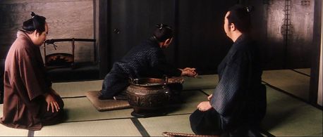 Tomisaburô Wakayama, Kenjirô Uemura, and Toranosuke Tennoji in Zatoichi and the Chest of Gold (1964)