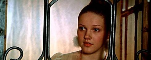 Elena Proklova in How Ivanushka the Fool Travelled in Search of Wonder (1977)