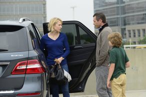 Jason O'Mara, Beth Riesgraf, and Albert C. Bates in Complications (2015)