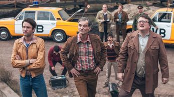 Ivan Trojan, Tomás Jerábek, and Václav Neuzil in Svet pod Hlavou (2017)