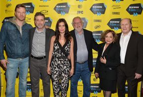 Robert Duvall, Emilio Aragón, Angie Cepeda, William D. Wittliff, and Jim Parrack in A Night in Old Mexico (2013)