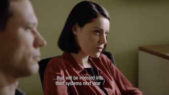 Elee Nova in 'The undeclared war'