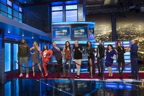 Shannon Elizabeth, Mark McGrath, Keshia Knight Pulliam, Marissa Jaret Winokur, Chuck Liddell, Ross Mathews, Omarosa Mani