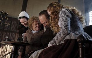 Kenneth Branagh, Judi Dench, Lydia Wilson, and Kathryn Wilder in All Is True (2018)