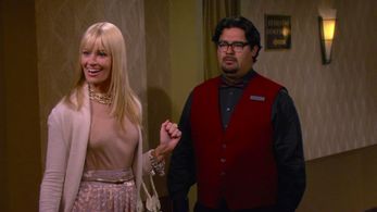 Mando Alvarado and Beth Behrs in 2 Broke Girls (2011)