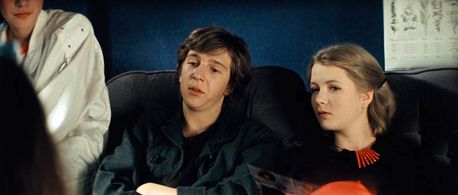 Fyodor Dunayevsky and Anastasiya Nemolyaeva in Courier (1986)