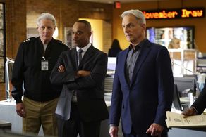 Bruce Boxleitner, Mark Harmon, and Rocky Carroll in NCIS (2003)