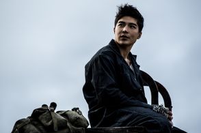 Ludi Lin in Power Rangers (2017)