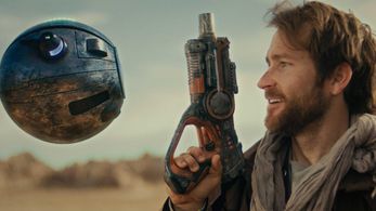 Jamie Costa and Steph Barkley in OUTPOST