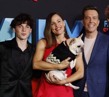 Jennifer Garner, Ed Helms, and Brady Noon at an event for Family Switch (2023)