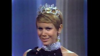 Judy Carne in Rowan & Martin's Laugh-In (1967)