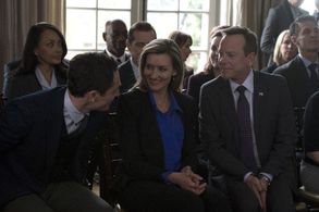 Kiefer Sutherland, Natascha McElhone, and Colin Woodell in Designated Survivor (2016)