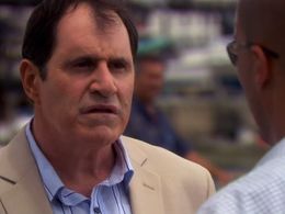 Coby Bell and Richard Kind in Burn Notice (2007)