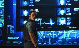 Chris Pratt and Paul Darnell in Jurassic World (2015)