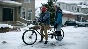 Anthony Therrien and Jules Roy Sicotte in Qui part à la chasse (2019)